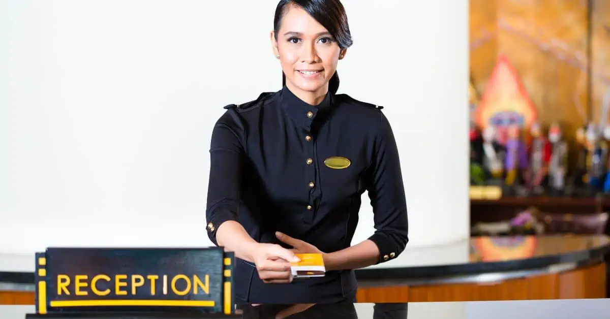 Receptionist Needed for Dubai